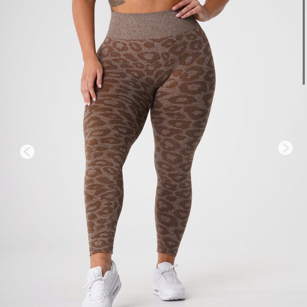Brand new NVGTN leggings